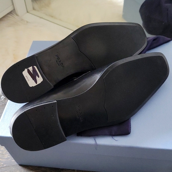 Men's Prada shoes - Runs big, can fit a 9 - Picture 5 of 7